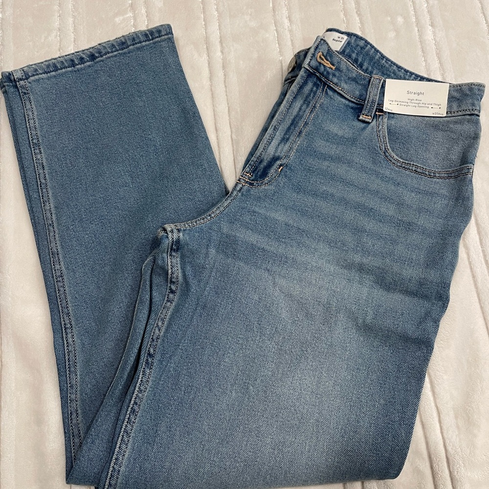Hollister Men's Light Blue Straight Jeans